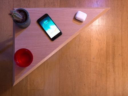 projet-kickstarter-table-recharge-bois-sans-fil-qi-iphone-3.jpg, 2018 projet-kickstarter-table-recharge-bois-sans-fil-qi-iphone-3.jpg