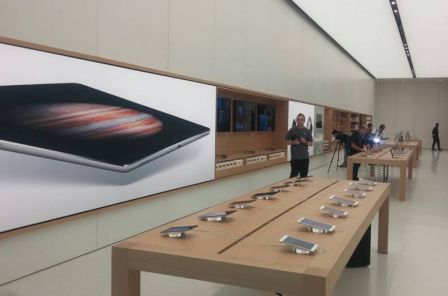 apple-store-dubai-2.jpg, 2015 apple-store-dubai-2.jpg