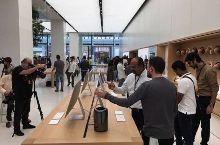 apple-store-dubai-3.jpg, 2015 apple-store-dubai-3.jpg