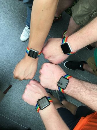 apple-watch-bracelet-gay-pride-3.jpg, 2016 apple-watch-bracelet-gay-pride-3.jpg