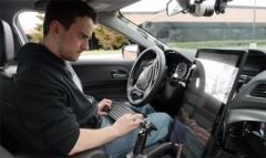 geohot-voiture.jpg, 2016 geohot-voiture.jpg