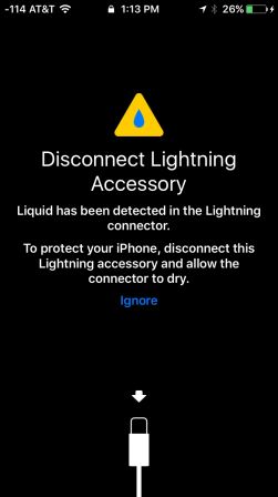 ios-10-detection-liquide-prise-lightning-1.jpg, 2016 ios-10-detection-liquide-prise-lightning-1.jpg