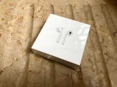 airpods-deballage-1.jpg, 2016 airpods-deballage-1.jpg