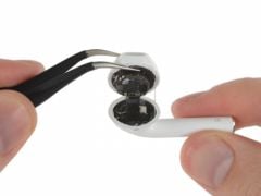 airpods-demontage-1.jpg, 2016 airpods-demontage-1.jpg