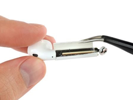 airpods-demontage-4.jpg, 2016 airpods-demontage-4.jpg