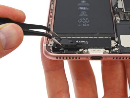 ifixit-iphone-7-plus-demontage-3.jpg, 2016 ifixit-iphone-7-plus-demontage-3.jpg