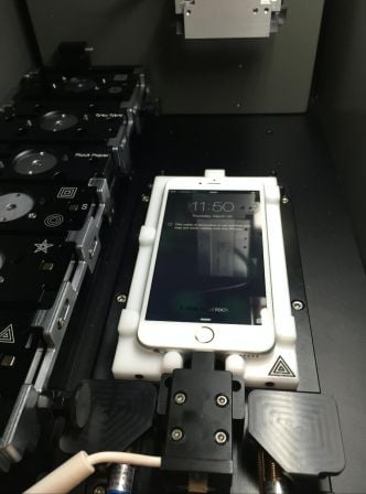 apple-store-machine-reparation-iphone.jpg