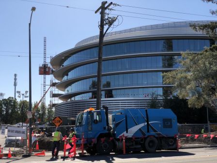 apple-campus-2-1.jpg, 2017 apple-campus-2-1.jpg