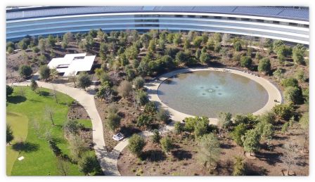 apple-park-fontaine.jpg, 2017 apple-park-fontaine.jpg