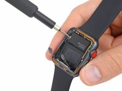 ifixit-apple-watch-series-3-1.jpg, 2017 ifixit-apple-watch-series-3-1.jpg