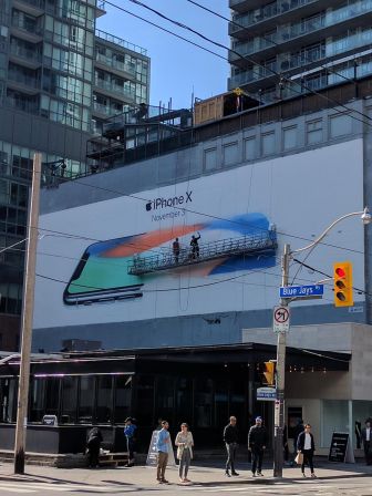 iphone-x-toronto.jpg, 2017 iphone-x-toronto.jpg
