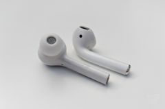 huawei-freebuds-1.jpg, 2018 huawei-freebuds-1.jpg