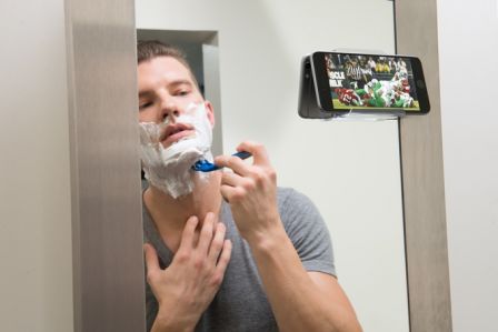 Miro-un-support-iPhone-et-iPad-pour-la-salle-de-bain-002.jpg, 2011 Miro-un-support-iPhone-et-iPad-pour-la-salle-de-bain-002.jpg