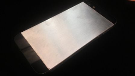 iphonealu2.jpg