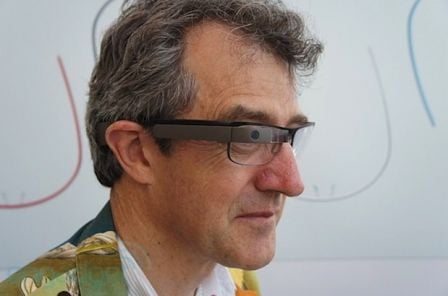 google-glass-pour-myope-avec-lunettes.jpg