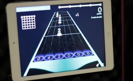 guitareminiature1.jpg
