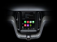 volvocarplay.jpg
