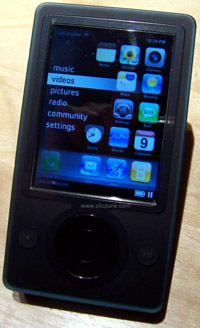 iphone_zune.jpg