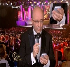 iphone-miss-france-1.jpg